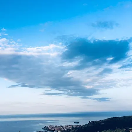 La Terrazza Del Duca 아파트 마리나디카메로타