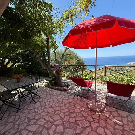 아파트 La Terrazza Del Duca