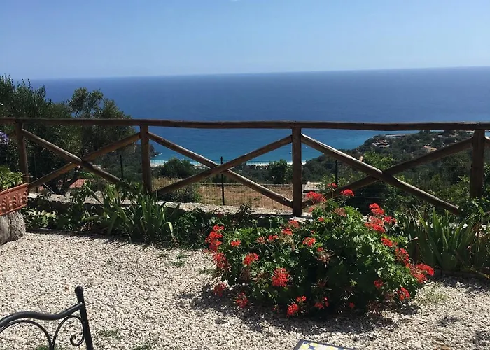 Lägenhet La Terrazza Del Duca *
