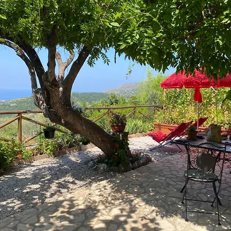 La Terrazza Del Duca Apartamento *